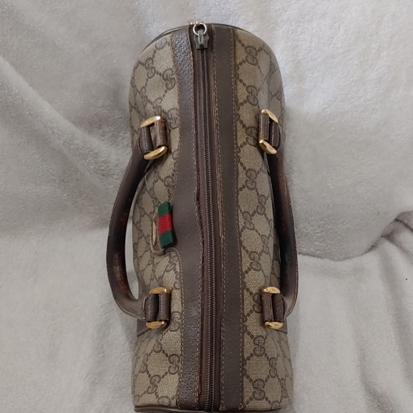 Gucci Brown Monogram Handbag - Picture 5 of 11